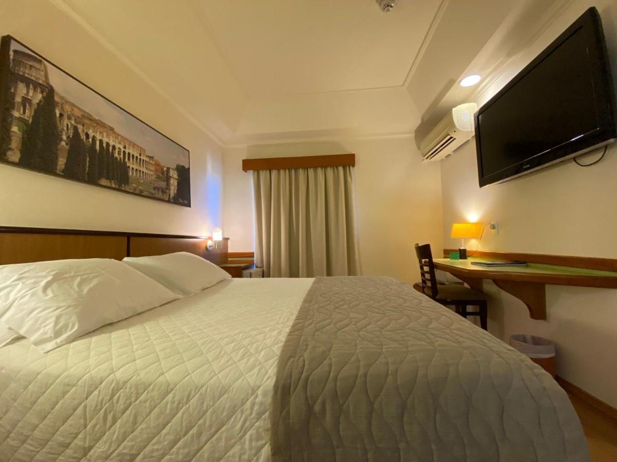 Hotel Bella Italia Фос ду Игуасу Екстериор снимка