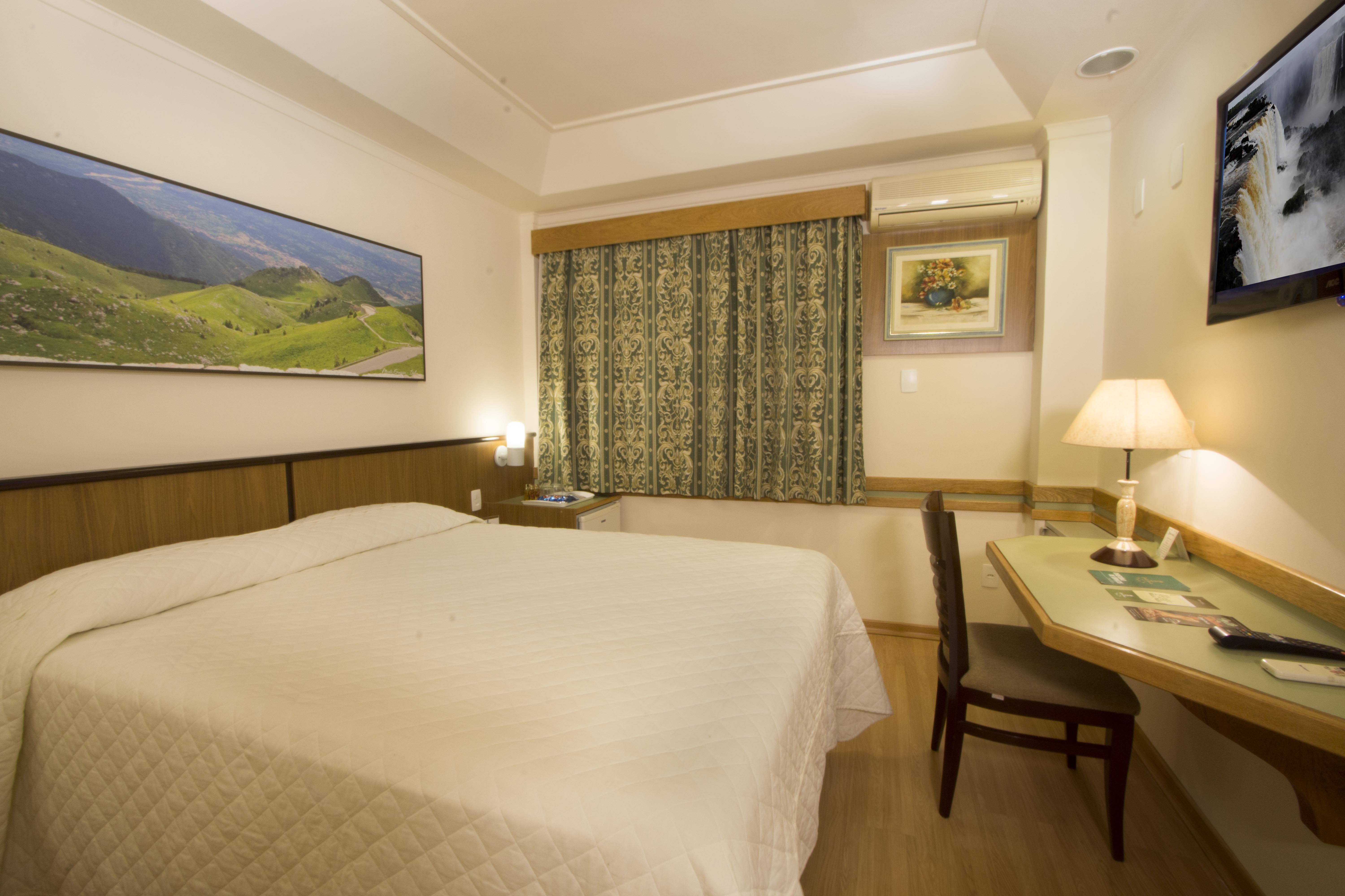 Hotel Bella Italia Фос ду Игуасу Екстериор снимка