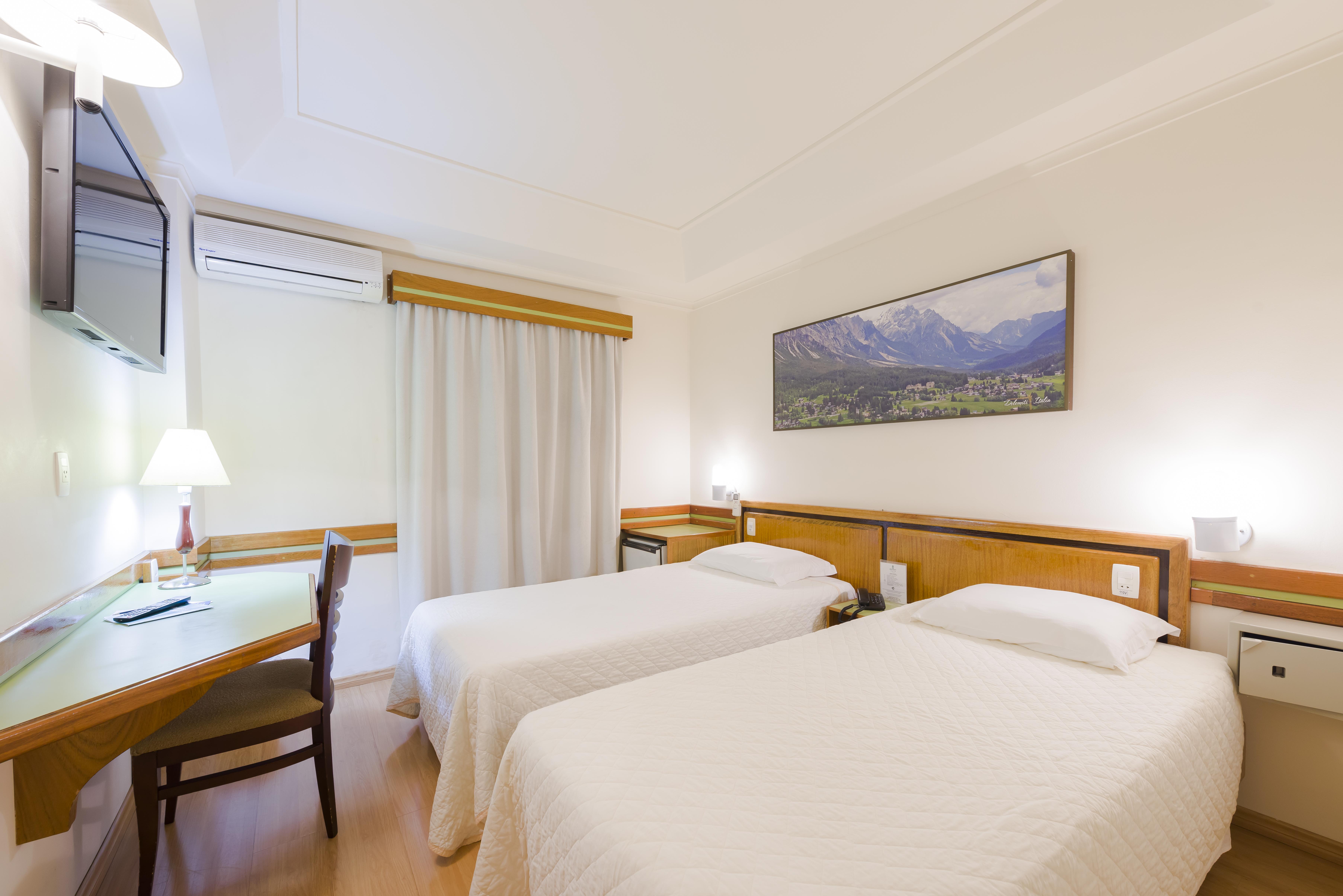 Hotel Bella Italia Фос ду Игуасу Екстериор снимка