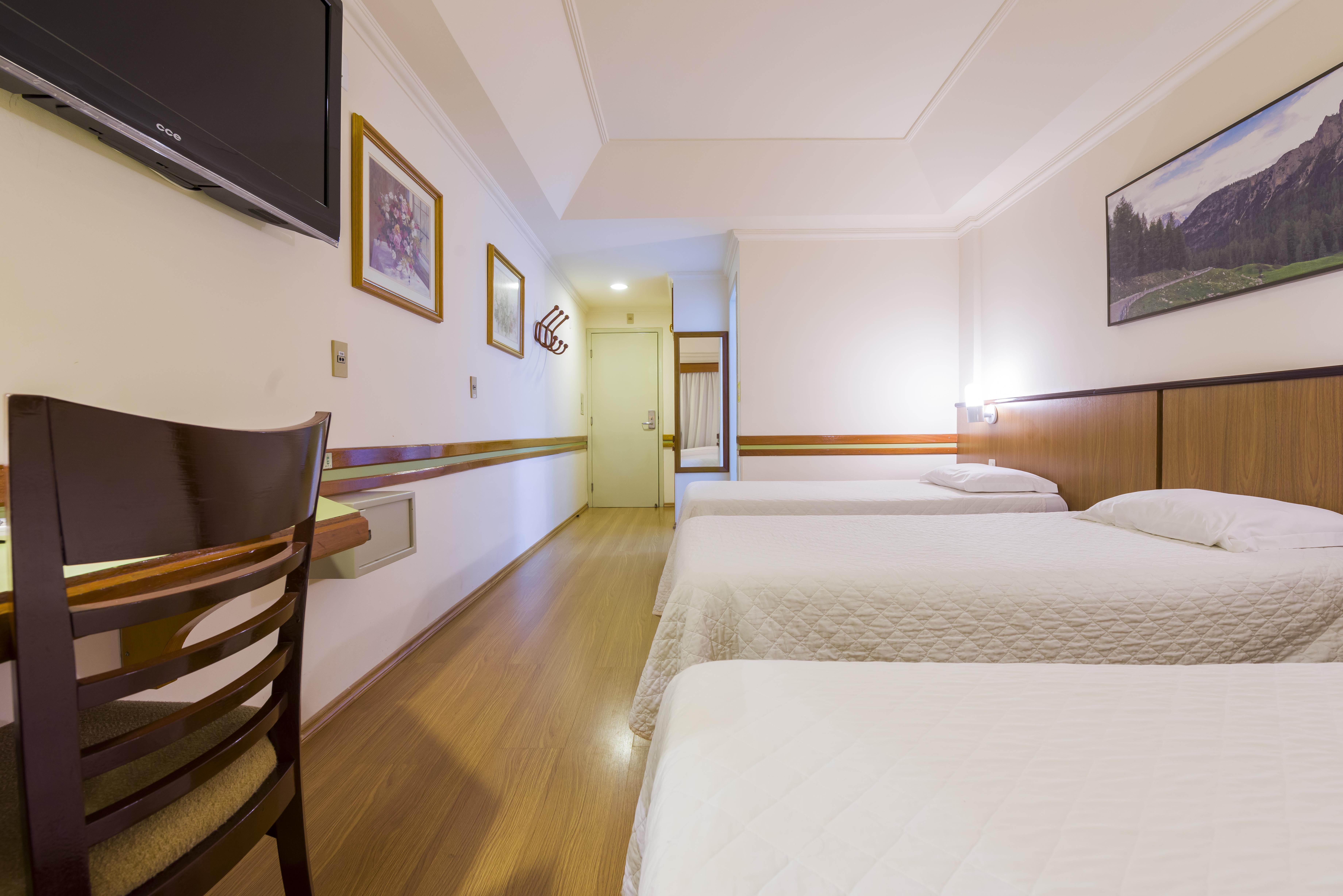 Hotel Bella Italia Фос ду Игуасу Екстериор снимка