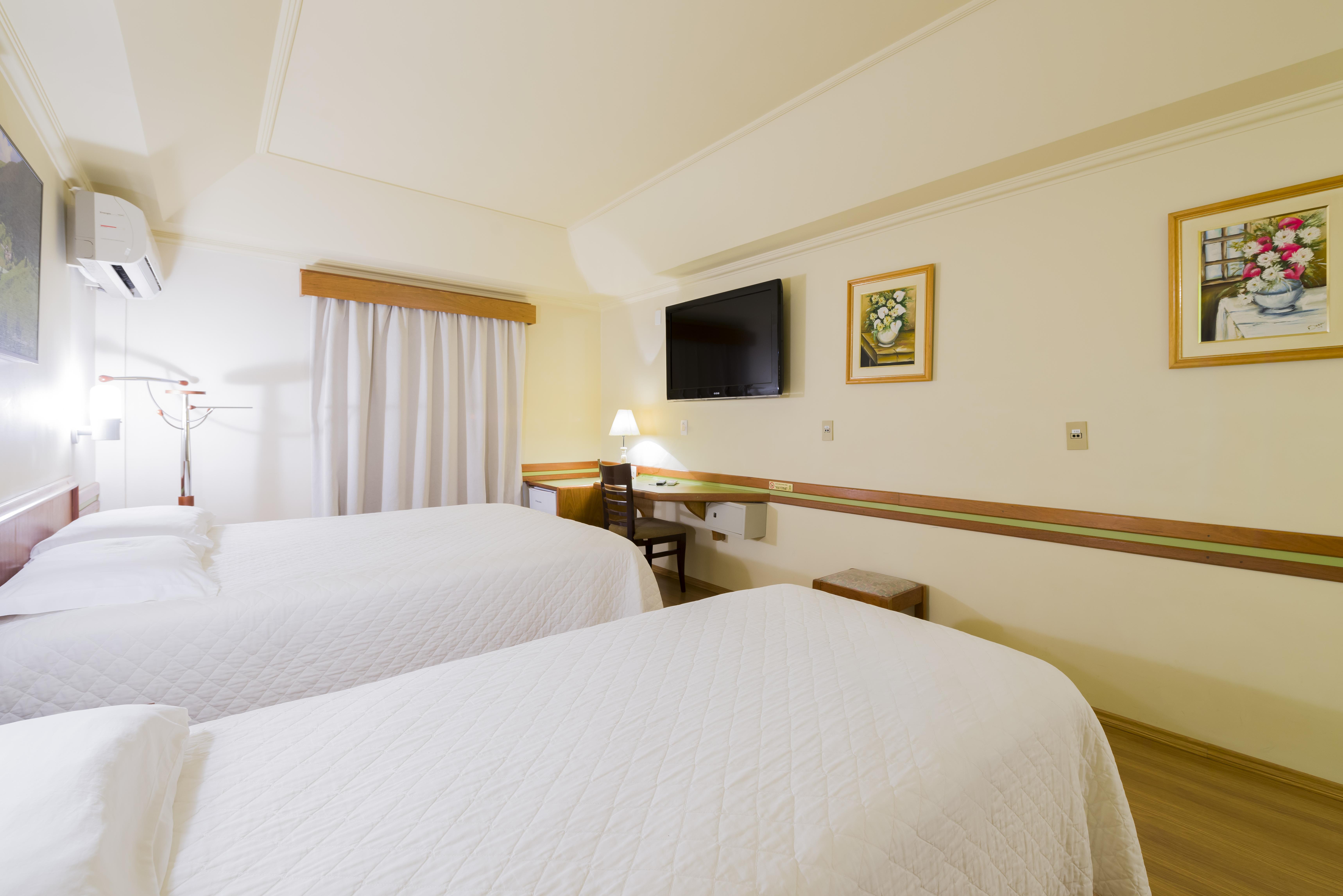 Hotel Bella Italia Фос ду Игуасу Екстериор снимка