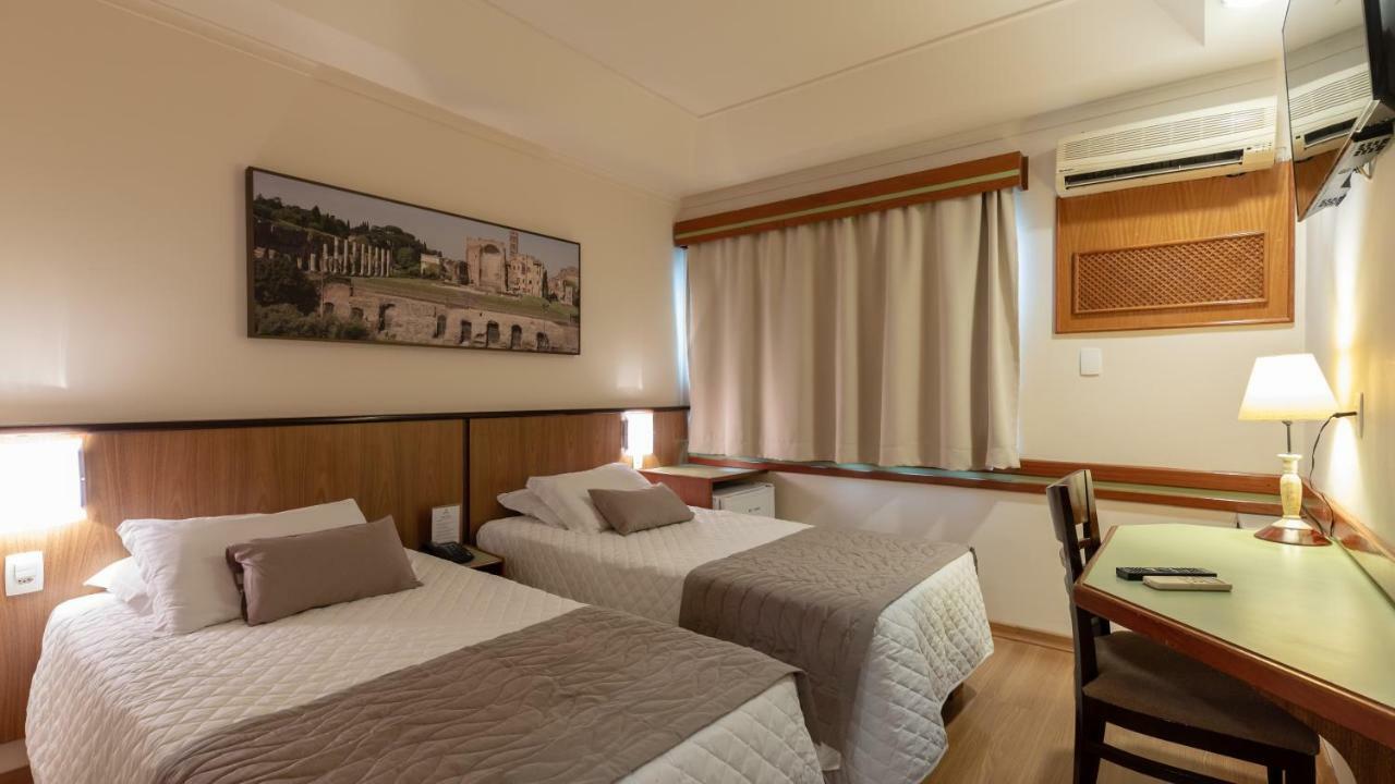 Hotel Bella Italia Фос ду Игуасу Екстериор снимка